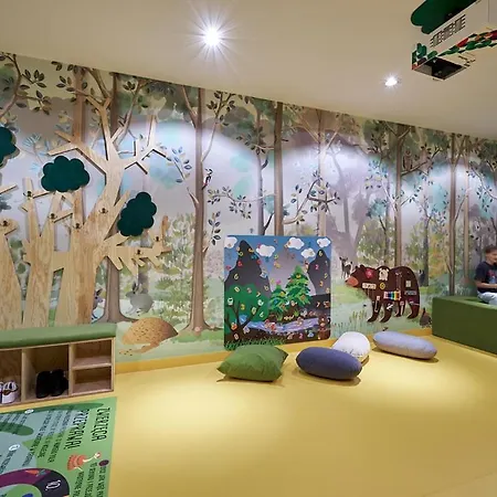 Zloty Horyzont Superior Glowny Budynek Z Basenem, Silownia, Grota Solna, Bawialnia I Restauracja Horyzont Smakow 스클라르스카포렘바