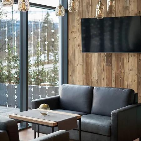 Zloty Horyzont Superior Glowny Budynek Z Basenem, Silownia, Grota Solna, Bawialnia I Restauracja Horyzont Smakow