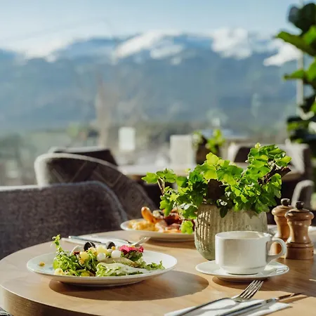 Zloty Horyzont Superior Glowny Budynek Z Basenem, Silownia, Grota Solna, Bawialnia I Restauracja Horyzont Smakow * 斯克拉斯卡波伦巴