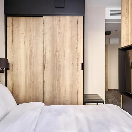 Zloty Horyzont Superior Glowny Budynek Z Basenem, Silownia, Grota Solna, Bawialnia I Restauracja Horyzont Smakow 公寓