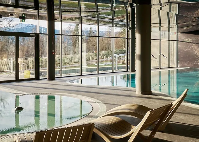 Apartment Zloty Horyzont Superior Glowny Budynek Z Basenem, Silownia, Grota Solna, Bawialnia I Restauracja Horyzont Smakow *